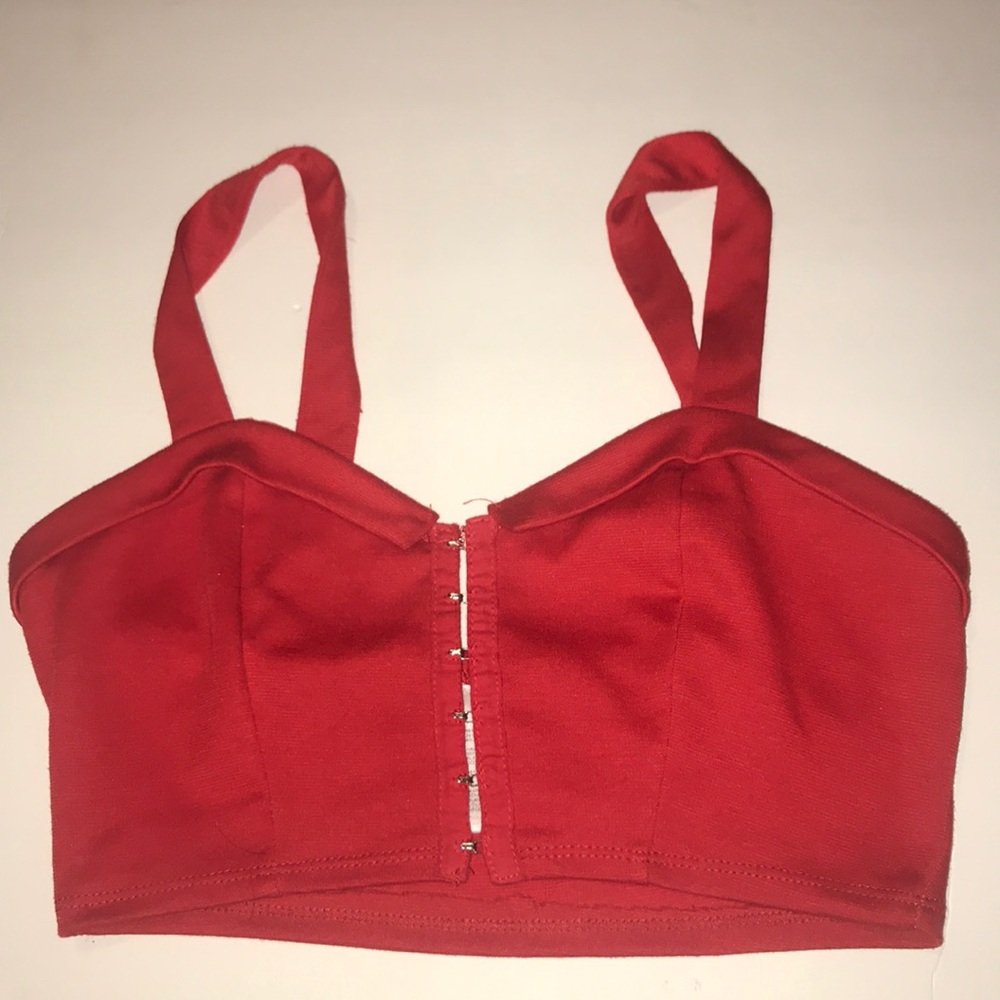 Crop top